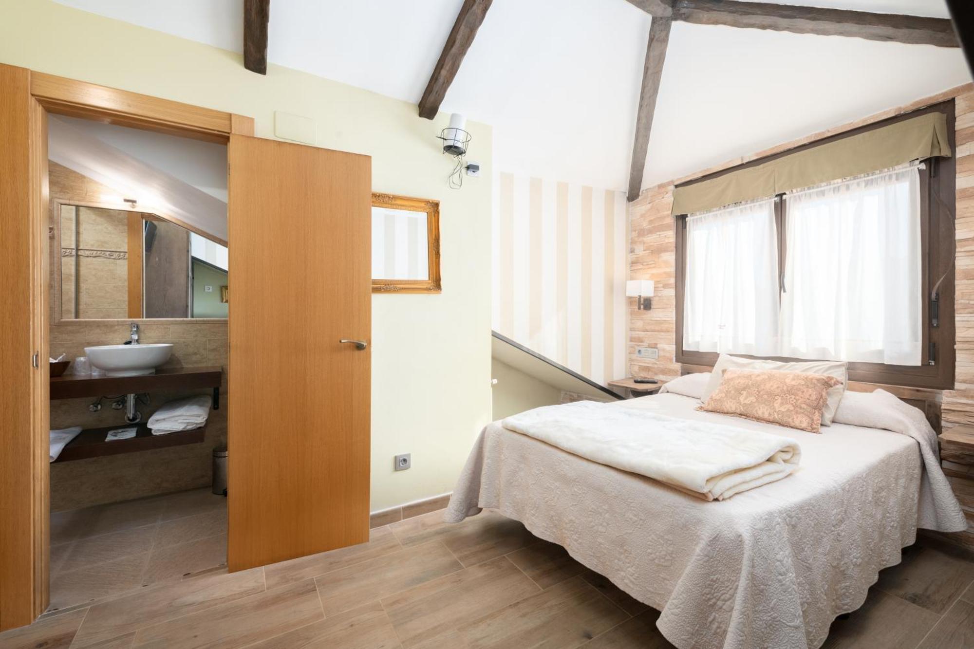 Cimavilla Rooms Gijón Extérieur photo