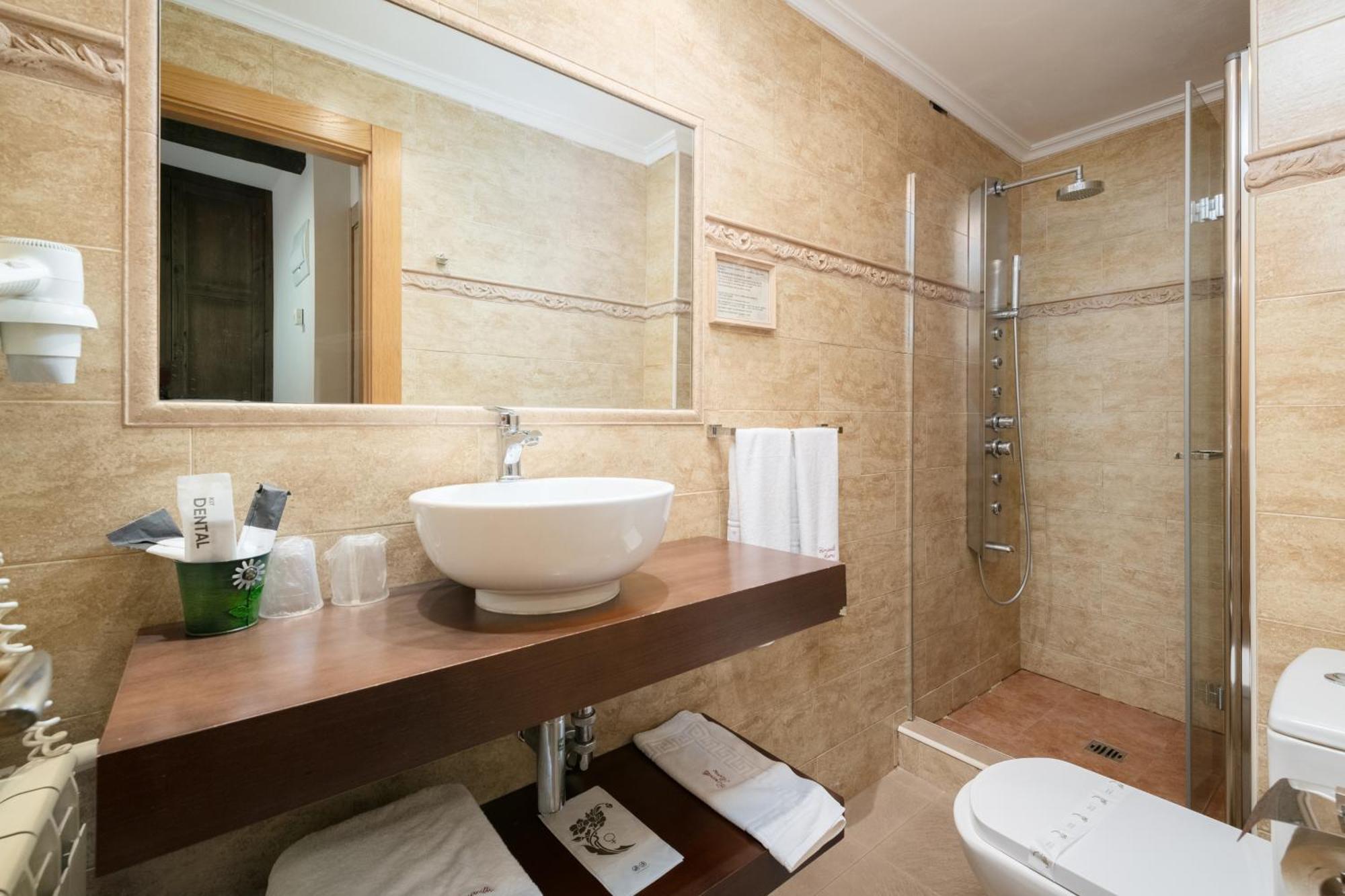 Cimavilla Rooms Gijón Extérieur photo